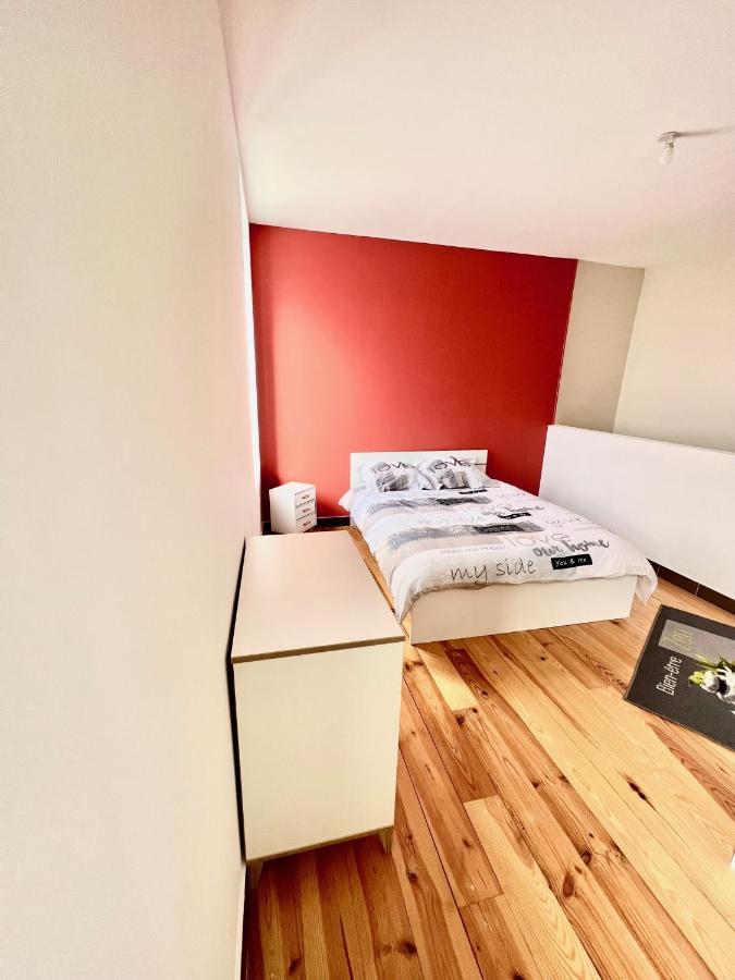 Agreable Maison De Ville Cosy De 122M² + Exterieur Wattrelos Bagian luar foto